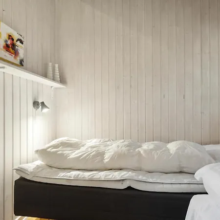 Lovely In Aakirkeby With Kitchen Σπίτι διακοπών