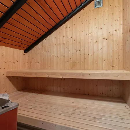 Lovely In Aakirkeby With Kitchen